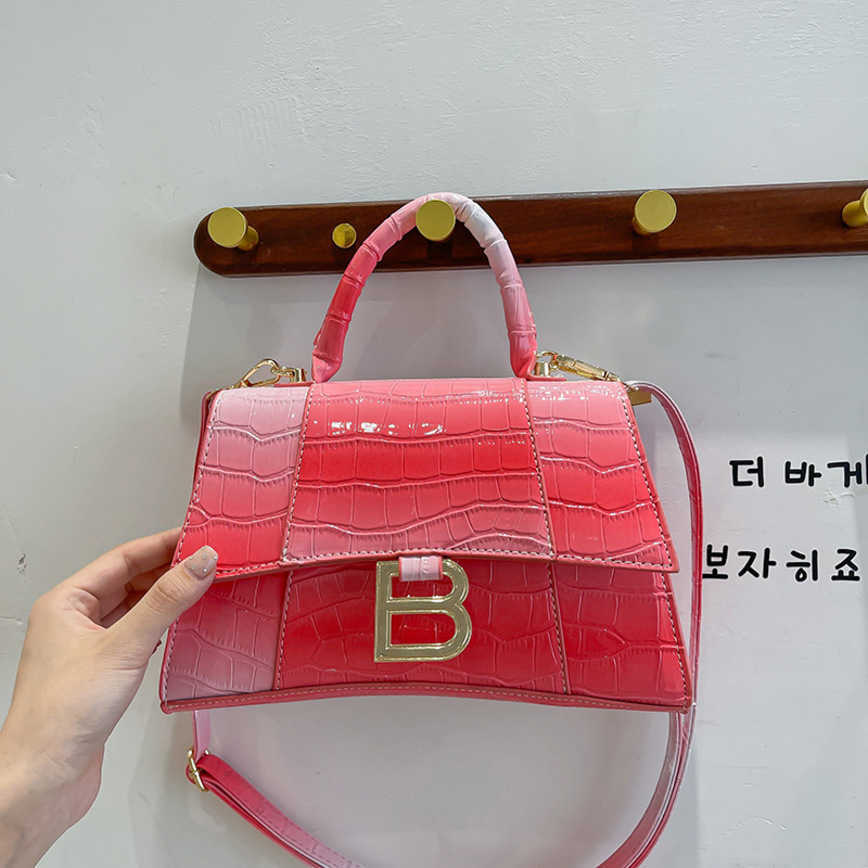 

2023 Women Bags Factory Handbags 55%off leather color-changing handbag texture one-shoulder diagonal women's bag Designer Luxury Shoulder Handbags, Black7