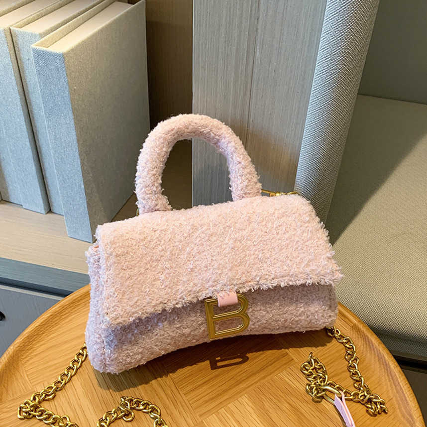 

Women Bags Trend Handbags 55%off shoulder women's hourglass chain fur messenger bag Female Totes Shoulder Handbags for Women, Black5