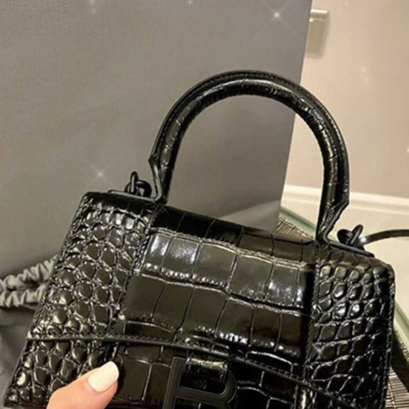 

New Fashion Bags for Women 70%off leather hourglass bag button portable Luxury Designer Handbags Purse, Black small alligator black buckle