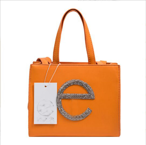 

The Tote Bag Women Bling Handbag 2023 New Diamond Inlaid Shoulder Bag Fashion Messenger Bags Square Bag 20-16-9cm, Red