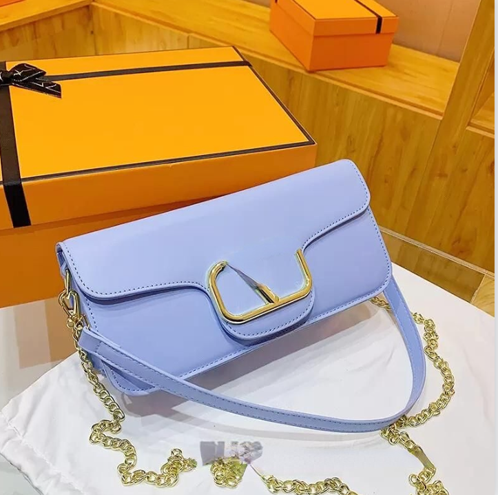 

Fashion Leather Handbag Chain Bag Women luxurys Classic Designers Bags Female clutch Classic Girl Handbags Letters