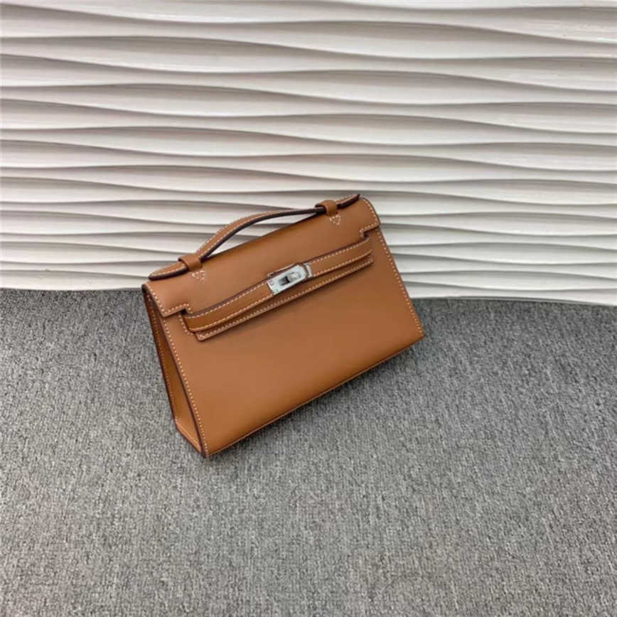 

2023 Women Bags Factory Handbags 55%off generation portable chain leather women's bag Designer Luxury Shoulder Handbags, Black3