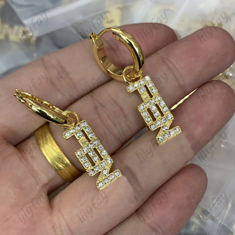 

Classical Stud Designer Earrings Diamond F Letters For Women Luxury Stylish Gold Hoop Womens Studs Love Earrings Round Jewelry Wedding Gifts