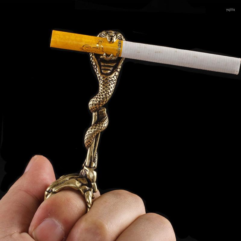 

Cluster Rings Antique Skeleton Snake Cigarette Holder For Smoker Portable Metal 3D Animal Smoke Stand Man Men Finger Cilp Hand Clamp