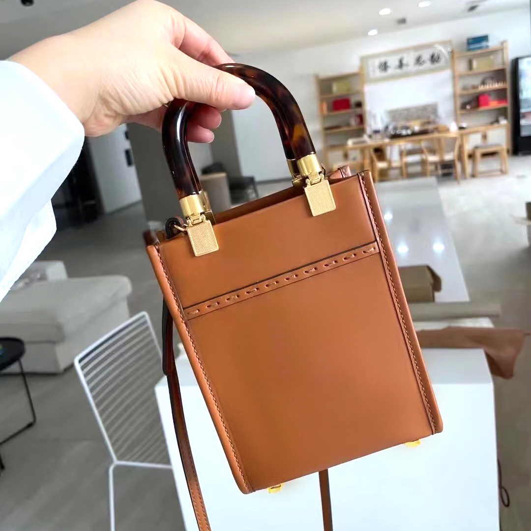 

fendace famous sunshine Shoulder Bags Luxury Designer glass handle handbags Genuine Leather strap Crossbody womens mens totes pochette mini Roma clutch travel bag, Pink