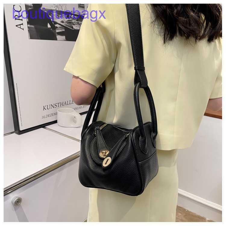 

Genuine Lindi Bags H ermes for sale New Mini pillow bag lychee pattern Togo leather women's soft One Shoulder Messenger doctor'sHave Real Logo, White7