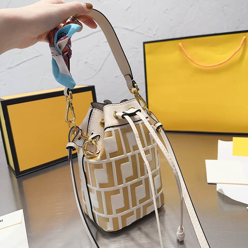 

Designer Bags Women Baguette bag Leather Shoulder Crossbody Handbag Ladies Purses Simple Plain messenger Tote bags Luxurys Handbag Brand Flap Backpack, Color 01