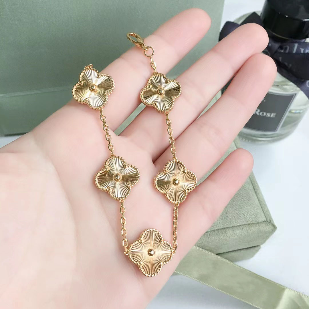 

Luxury V brand clover designer charm bracelets for women 18k gold white red blue mother of pearl link 4 leaf 5 flowers love bracelet jewelry gift