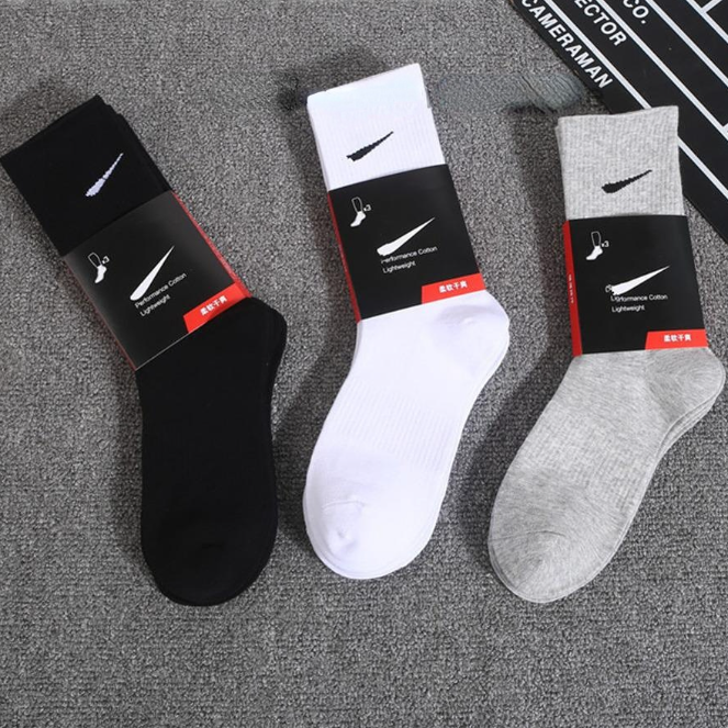 

Fashion Sports Men's Socks Classic Hook Brand Medium Tube Solid Men Women Basketball Sweat Absorbing Breathable Short Boat Sock Luxury Sportsocks, Short barrel white 3 pairs