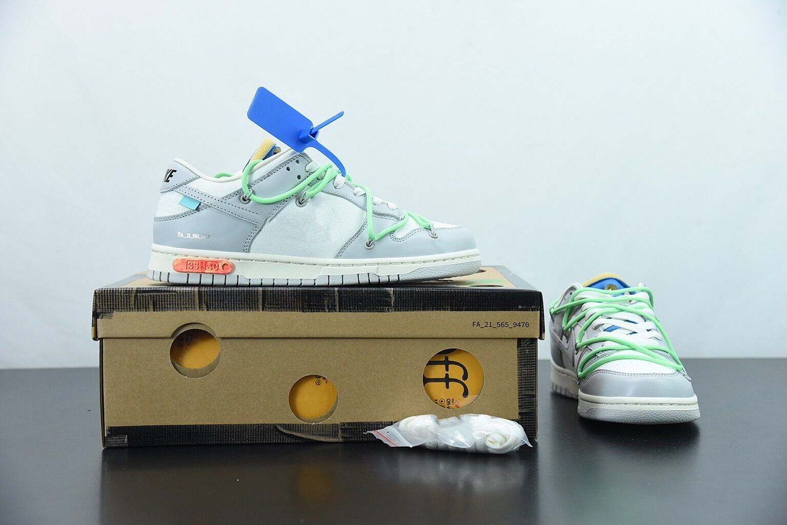 

2023 NEW ARRIVED Skate Shoes Outdoor Running OW x Duks Lot 26 Of 50 Sail Neutral Grey Best Girls Boys Casual Shoe For Racing