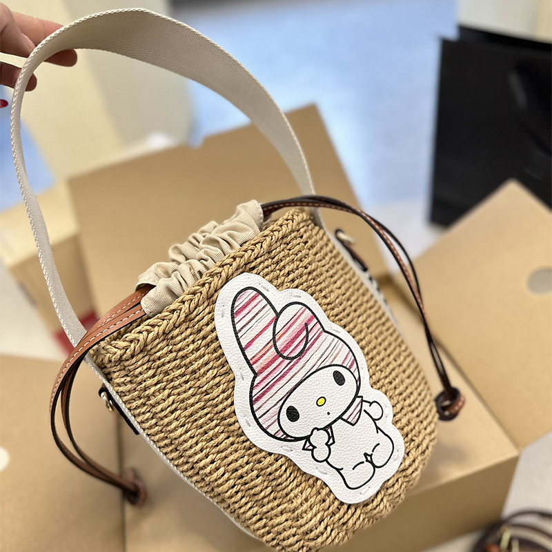 

fashion women luxurys designer bags lady crossbody bag sand shoulder bucket bags women's handbag straw bale wallet portable handbags 18cm, A4