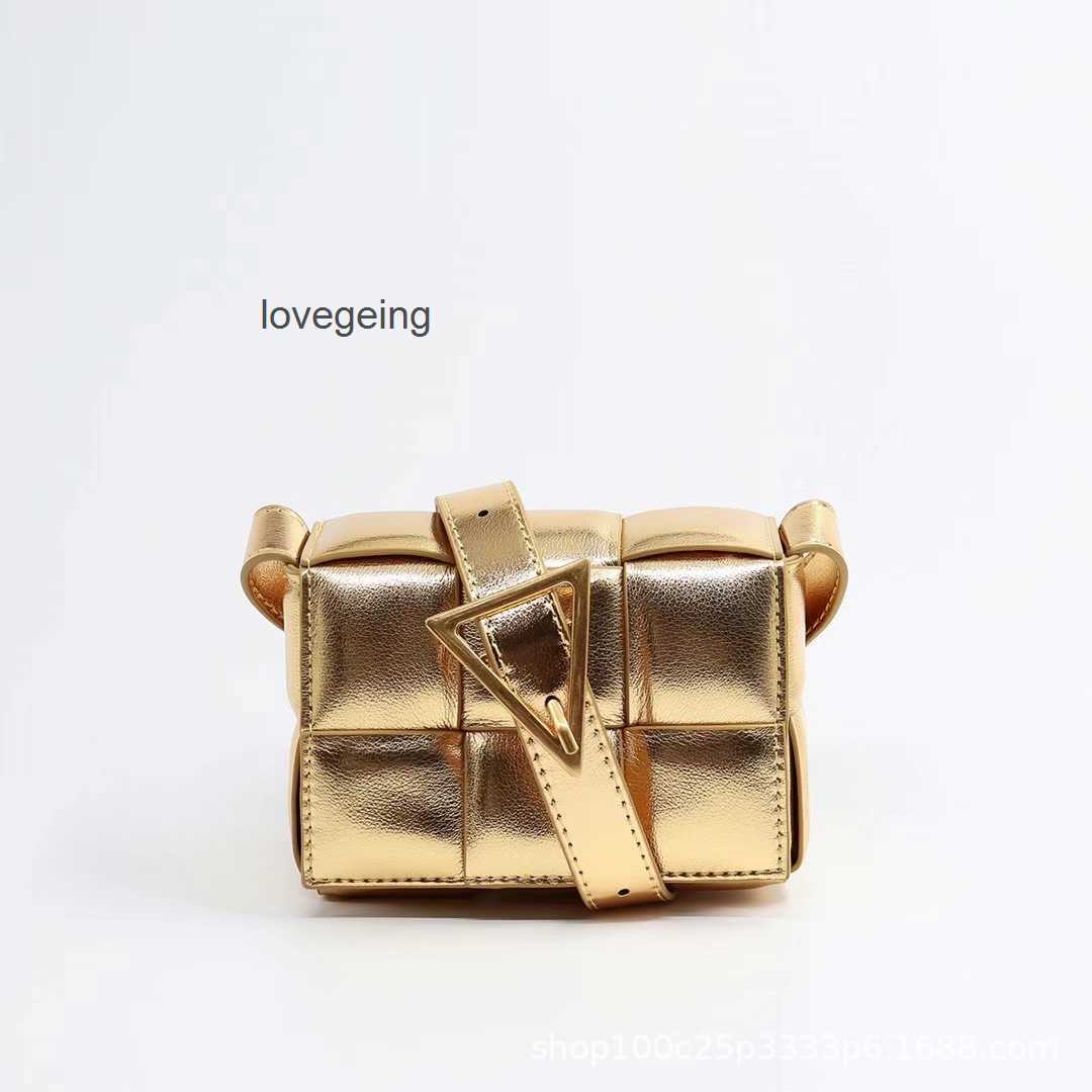 

Small Bags Designer Versatile Bag 2023 Woven Bottegas Mini Plaid Cassettes Venetas Square Button Decoration Messenger Bc95, Black6