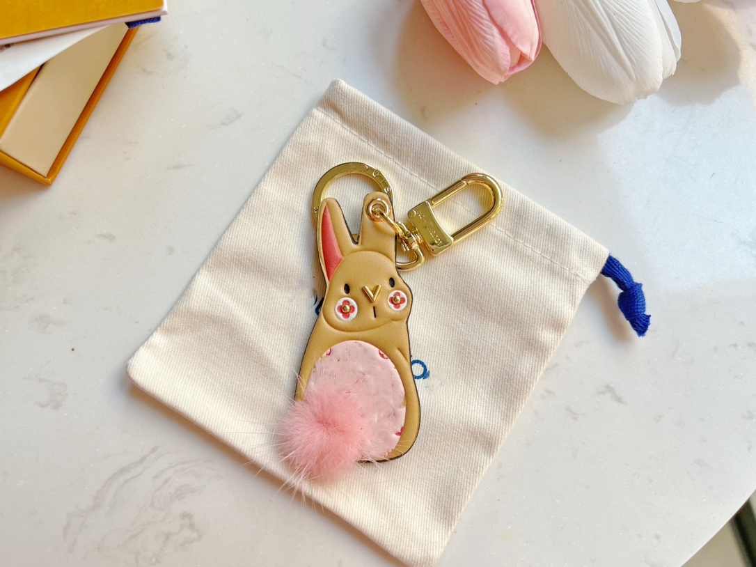 

Limited Edition Rabbit Key Wallet Luxury Brand Letter-printed Fur Keychain Unisex Keyring Classic Designer Men and Women Bag Handbags Totes Pendant, As picture