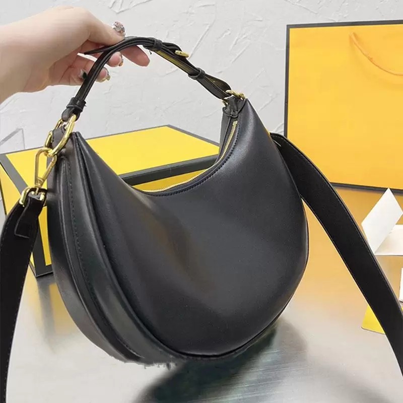 

2023 Designer Bags Plain Crescent Handbags Half Moon Bag Cluth Bottom Metal Letter Genuine Leather bag Senior designer, Black