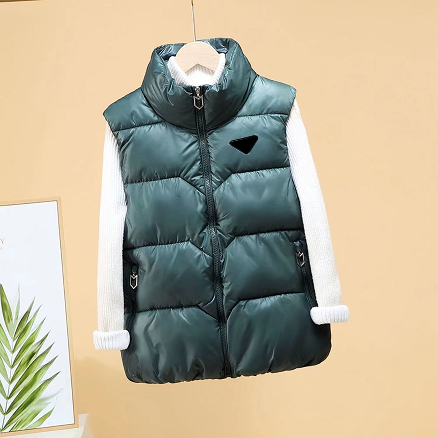 

HOT Women's Vests HOT Womens Vests Puffy Jacket Sleeveless Woman Jackets Designer Coat Matte Slim Outwears Coats S-2XL, Red