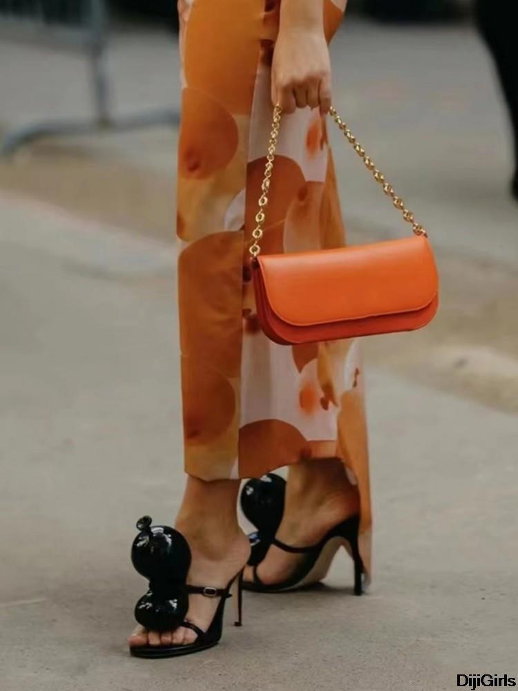 

Sandals Retro Fashion Round Head Open Toe Women s Balloon Decoration Personality Pumps 2023 Early Spring Slingback Stilettos 230221, Black