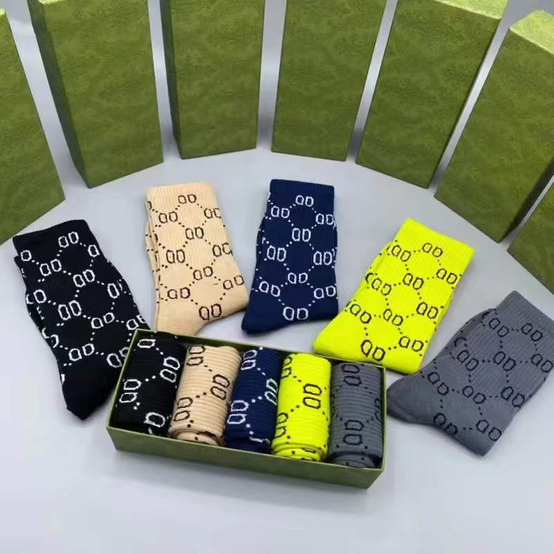 

2023 new Socks men stockings cotton autumn and winter thickened ins tide all-in-one student deodorant excellent cotton hot fashionable socks 5/box, Black