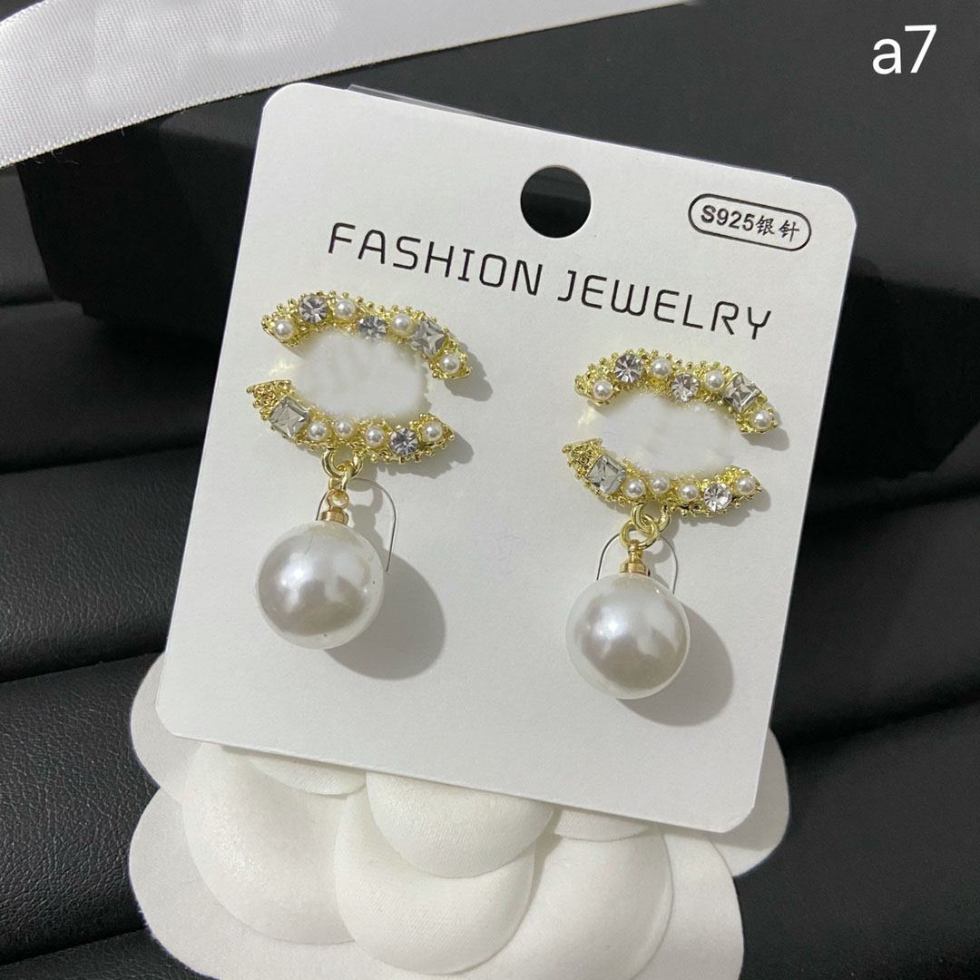 

Mixed Elegant stud earrings 925 silver Luxury designer earring letters jewelry women 18k plated diamond Wedding Gifts 2023 Wholesale