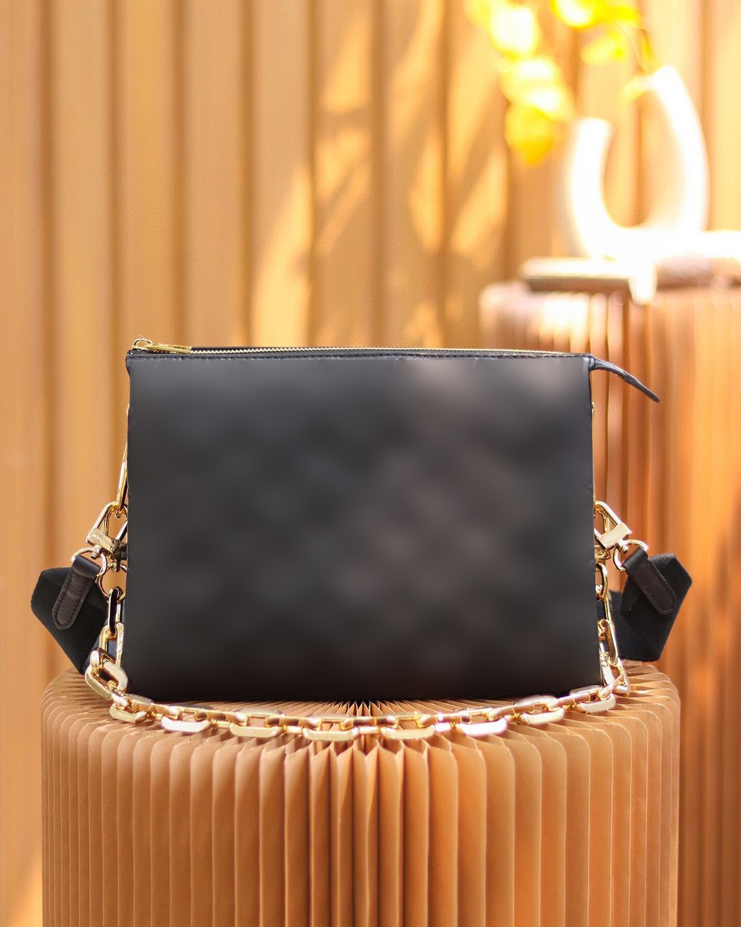 

Fashion Classic M57790 Leather Crossbody Bag Luxury women's Men's Designer Handbag Simple strap Metal Messenger Purse Two square embossed handbags, White