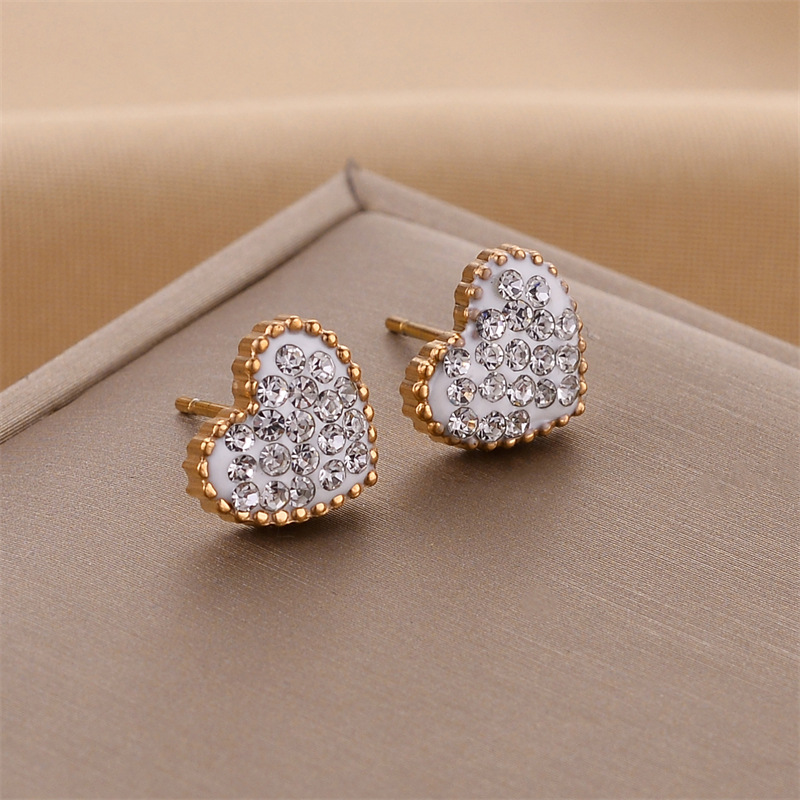 

fashion jewelry gold and pearl earrings heart stud earring pearl Earrings Designer for Women vivian westwood pearl love men orecchini om luxury jewellery hb_jewelry