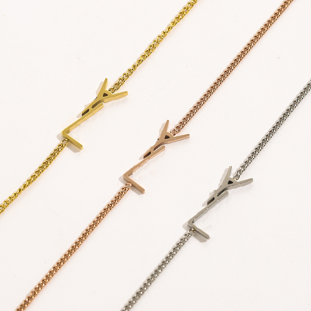 

Designer 925 Silver Pendant Necklaces 18K Gold Plated Womens Necklace Stainless Steel Letter Pendant Choker Necklaces High Quality Wedding Jewelry ZG1706