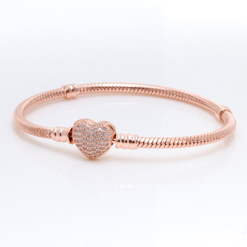 

New Heart-Shaped Buckle Diamond Inlaid Snake Bone Bracelet Female European and American Thread Snakes Bone Chain Female Gift