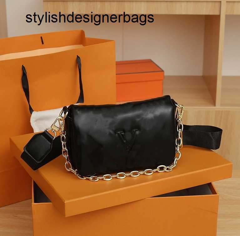 

Totes Spring Summer embossed puffy leather chain bag COUSSIN PM handbag fashion-forward shoulder bags cross-body with the strap top quality purse 48/23, Pink