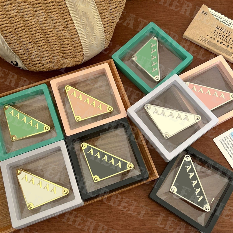

Designer Triangle Barrettes Luxury Matel Hair Clips Letter Print Women Fashion Hair Accessories with Box