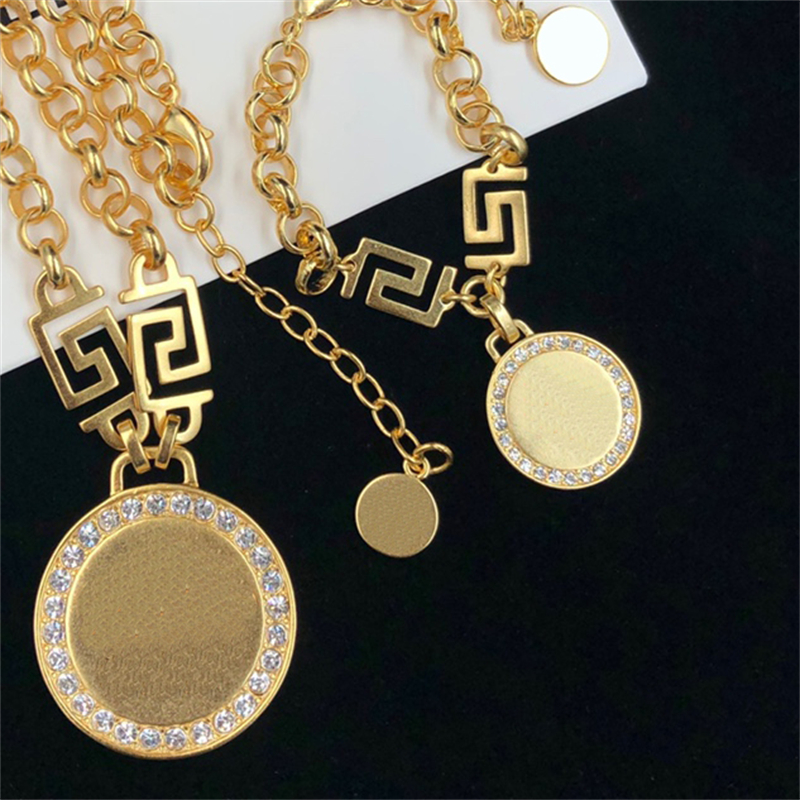 

Fashion Luxury Jewelry Set Men Women Designer Bracelet And Necklaces Woman Gift Ladies Round Pendants Necklace Golden Bracelets