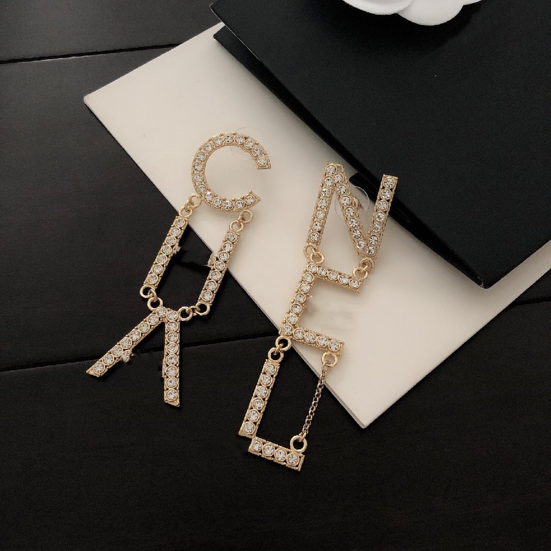 

2023 Luxury Brand Designers channel Stud Double Letters Geometric Famous Women With Sea Crystal Rhinestone Earring Wedding Party xe4a