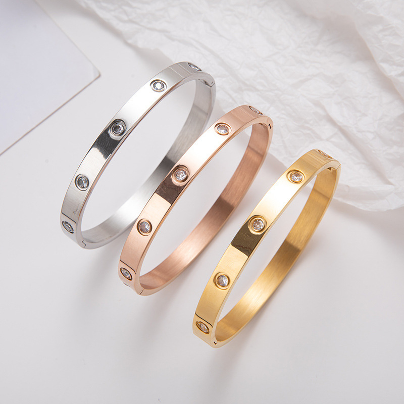 

Gold cuff Designer love bracelet titanium steel love bracelet bracelet ladies and men party gift bracelet