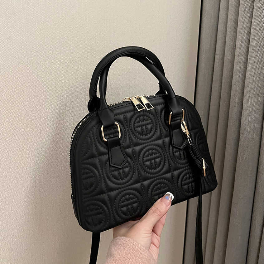 

2023 New Shoulder Bags 59%off Small portable one shoulder small bag Lady Casual Cross-Body Handbags Fasctory sale, Black