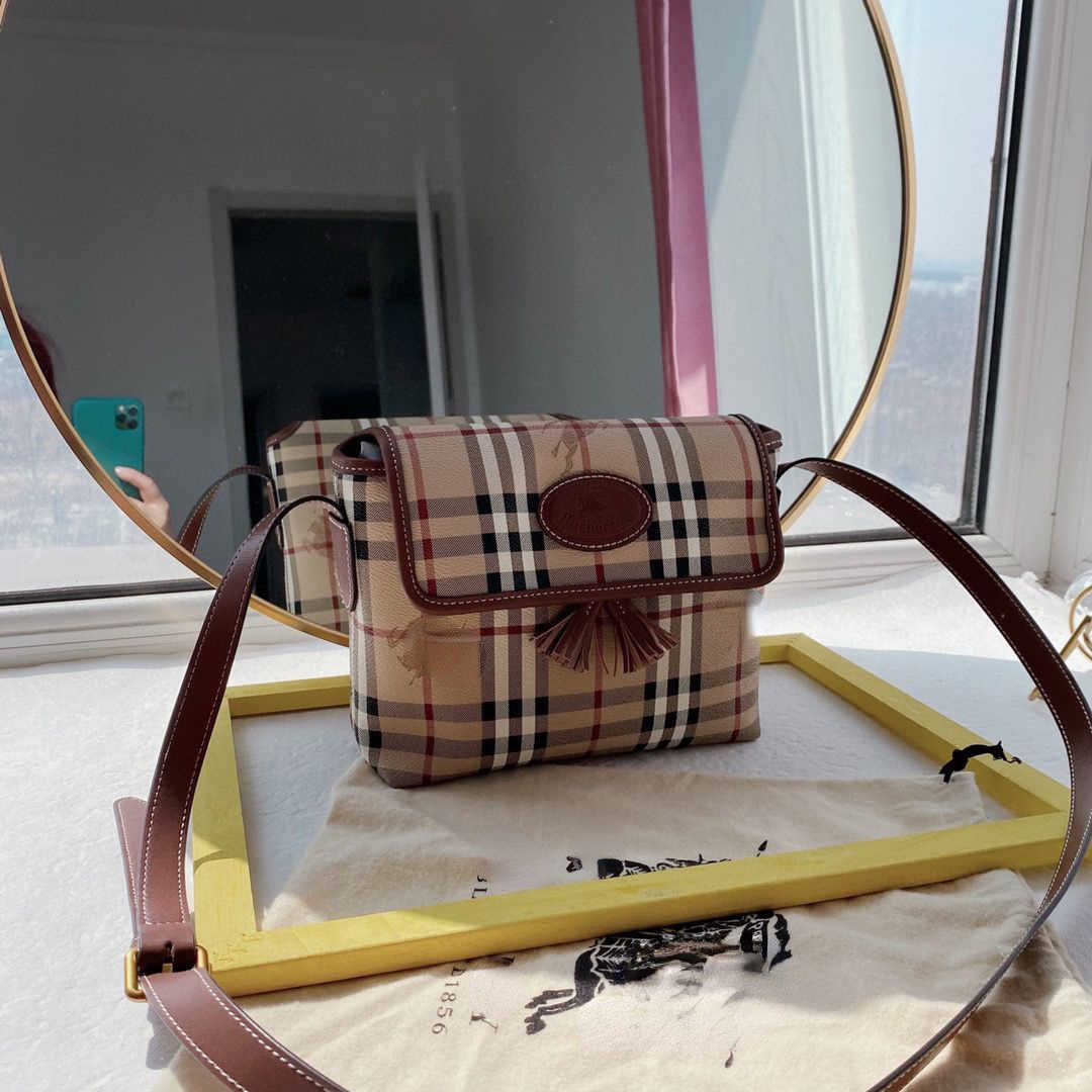 Designer Luxury Burbrerity Bags For Women High Quality Brown Crossbody Handbags Vintage Burbrery Leather Wallet Paris Plaid The Totes Bag Fashion Pu