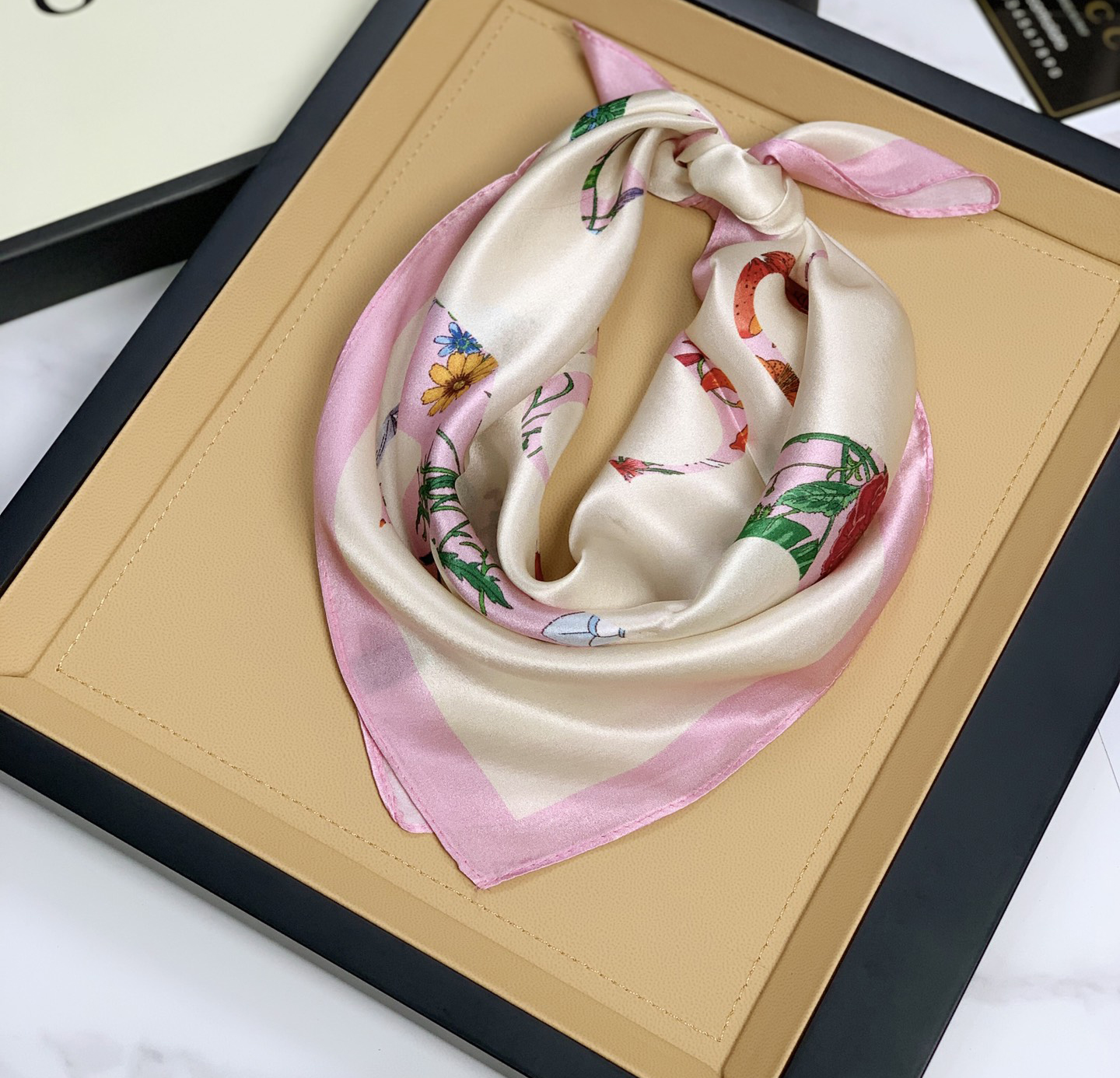 

2023 Brand Silk scarf eternal classic super long shawl fashion women's square scarf 70-70cm