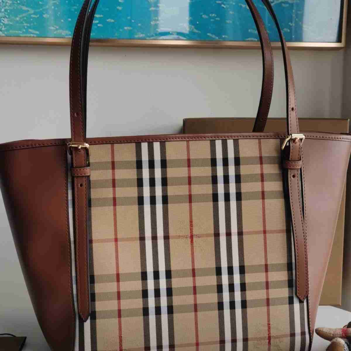 Designer Luxury Burbrerity Bags For Women High Quality Brown Crossbody Handbags Vintage Burbrery Leather Wallet Paris Plaid The Totes Bag Fashion Pu