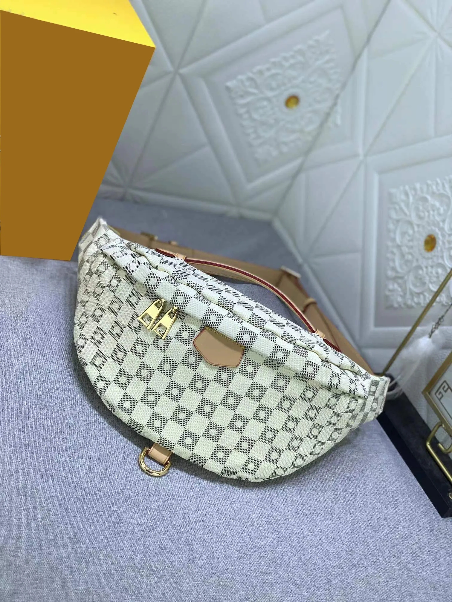 

2023New Stlye Bumbag cross-body bag Temperament sports belt bag 43644, Old flower