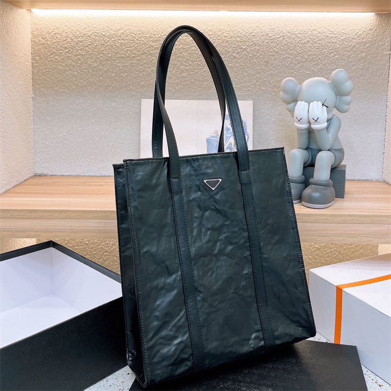 

Luxury Tote Bag Designer Bag Fashion Classic Genuine Leather Men Handbag Plain Large Capacity Women Shoulder Bags Lady Clutch Bag, Black