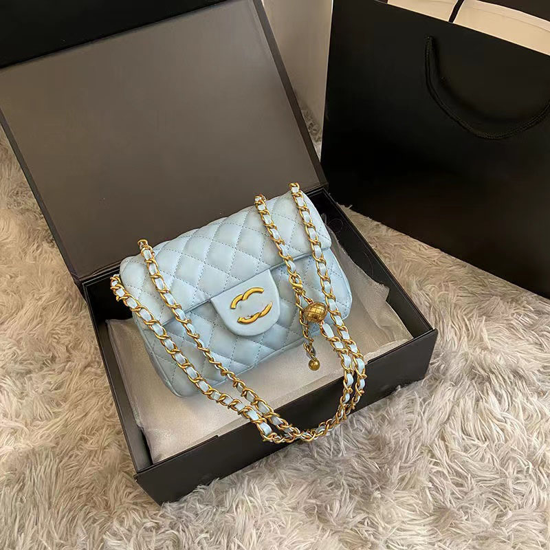 

Small fragrance chain shoulder bag messenger bag female 2023 new ins Joker advanced foreign texture small bag8888, White
