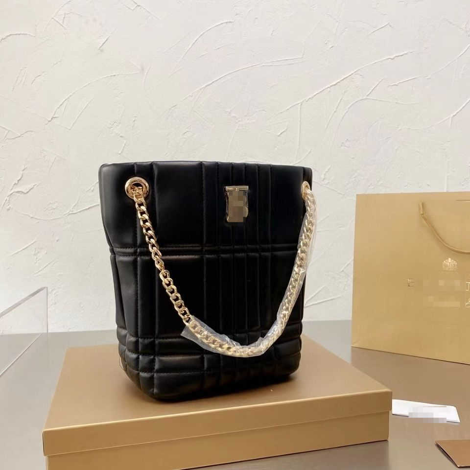 Designer Luxury Burbrerity Bags For Women High Quality Brown Crossbody Handbags Vintage Burbrery Leather Wallet Paris Plaid The Totes Bag Fashion-image-844792814