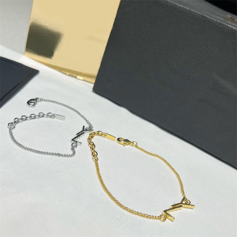 

Commemoration day link chains love charm bracelet designer pulsera sweet vintage cute lucky love friendship jewelries luxury mens women bracelets ZB018 F23