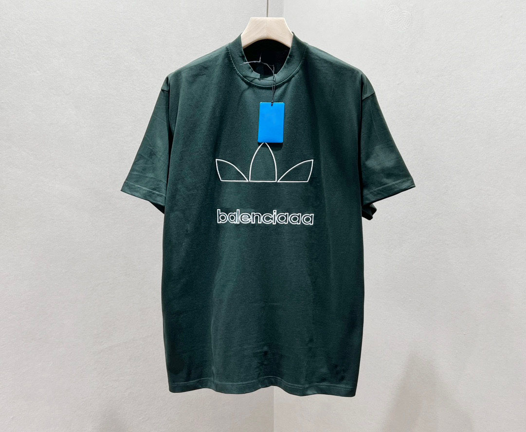 

Men's Plus Tees & Polos Round neck embroidered and printed polar style summer wear with street pure cotton M set shorts tshirt set wqw11