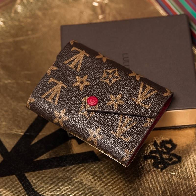 

High Quality Luxurys Designers Wallets Purse Bag LB200 Fashion Short Victorine Embossed Monograms Empreinte Classic Pallas Card Holder Zippy Coin Purses Wallet, Red