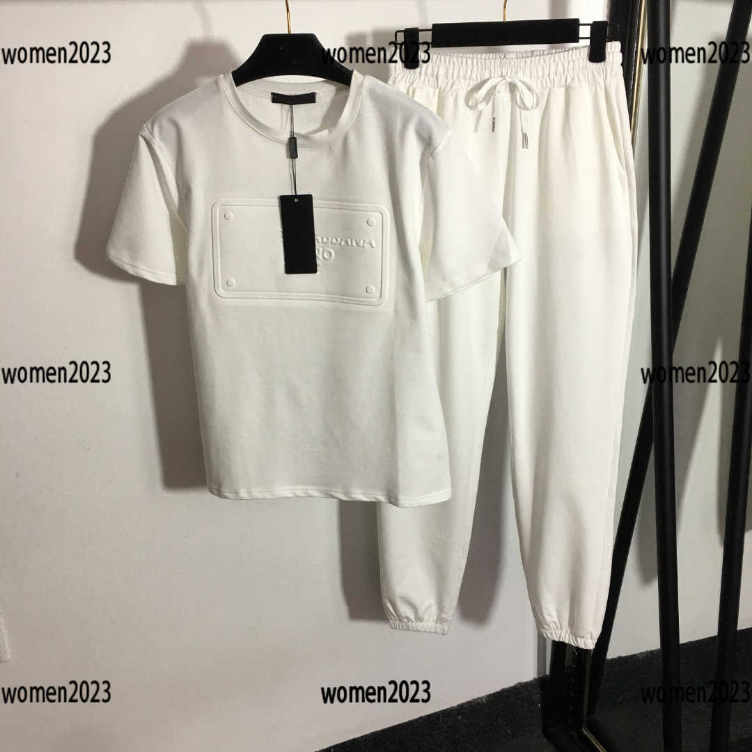 

Tracksuits women sportswear lady casual outfit 2pcs Three-dimensional letter T-shirt and casual trousers summer outdoor Size S-XL New Arrivals Feb21, White