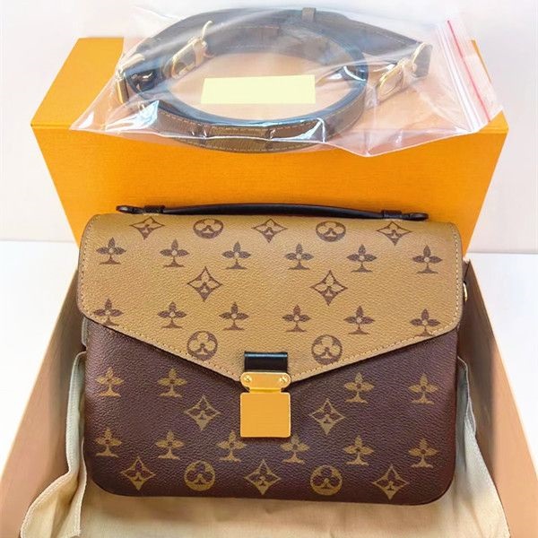 

Luxurys Designers bag Embossing flower pochette Women Handbag Messenger Bags Leather METIS Elegant Womens Viutonity Shoulder Crossbody Bag
