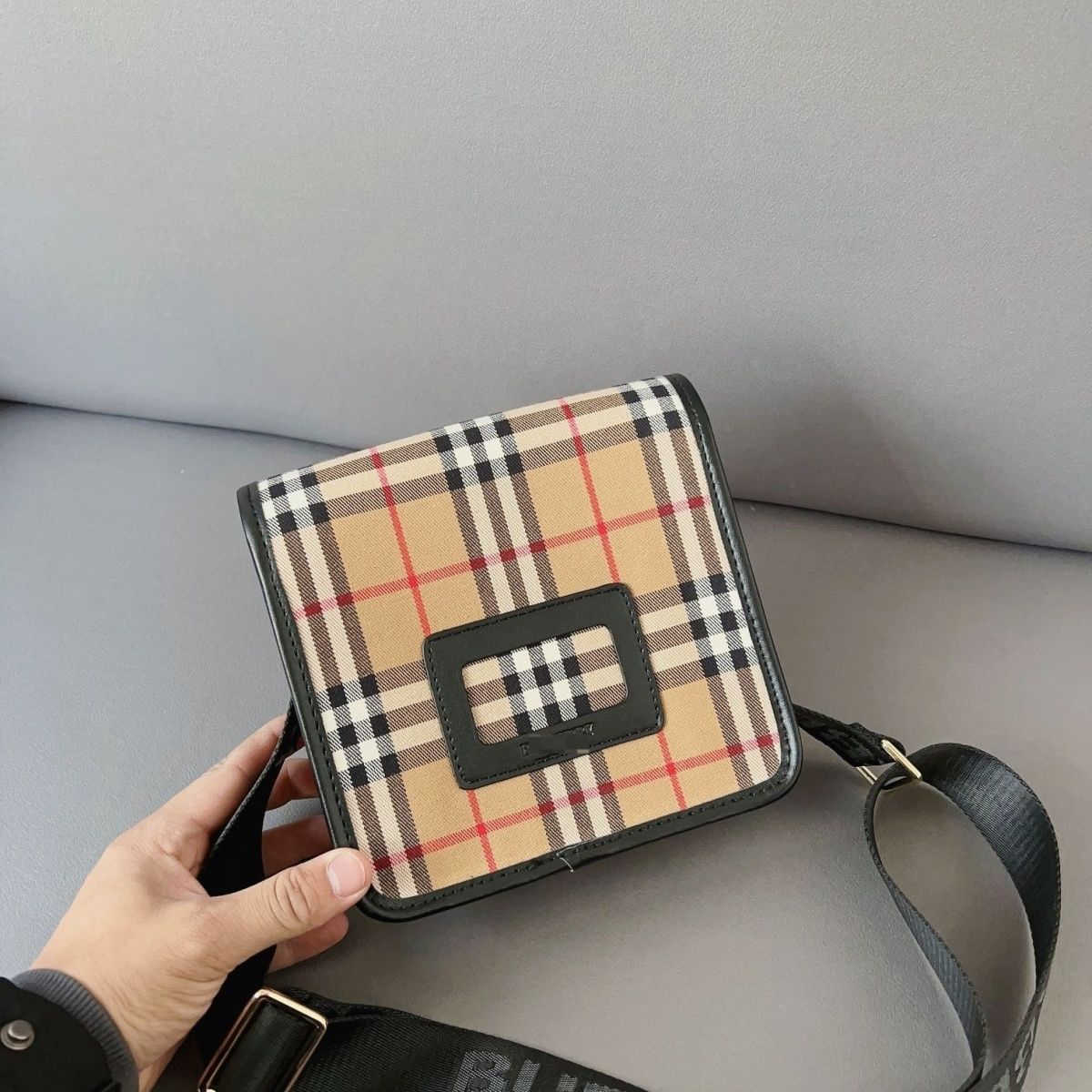 Designer Luxury Burbrerity Bags For Women High Quality Brown Crossbody Handbags Vintage Burbrery Leather Wallet Paris Plaid The Totes Bag Fashion Pu