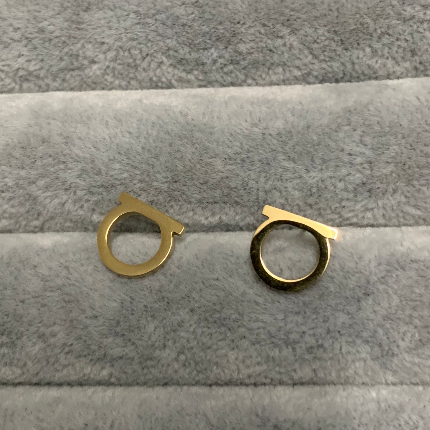 

Gold Silver Color Women Designer Studs Cute Size Simple Style Stainless Steel Luxury Earrings