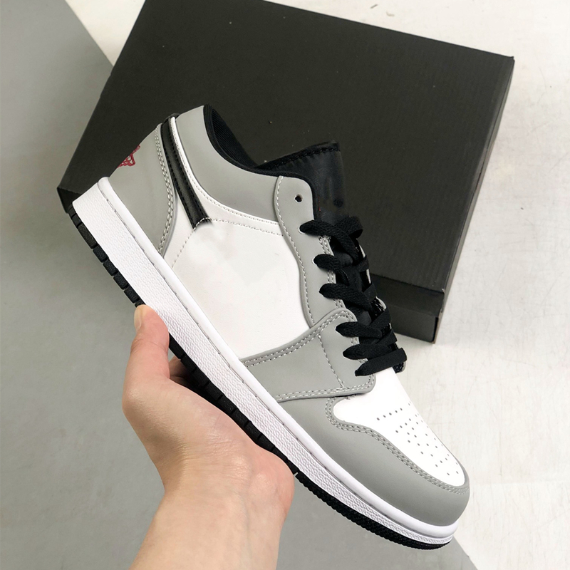 1 1s mens Basketball Shoes Sneaker Lost Found Gorge Pine Green Bred Patent Dark Mocha Newstalgia Grey Fog StarFish Obsidian Shadow Men Women Trainer