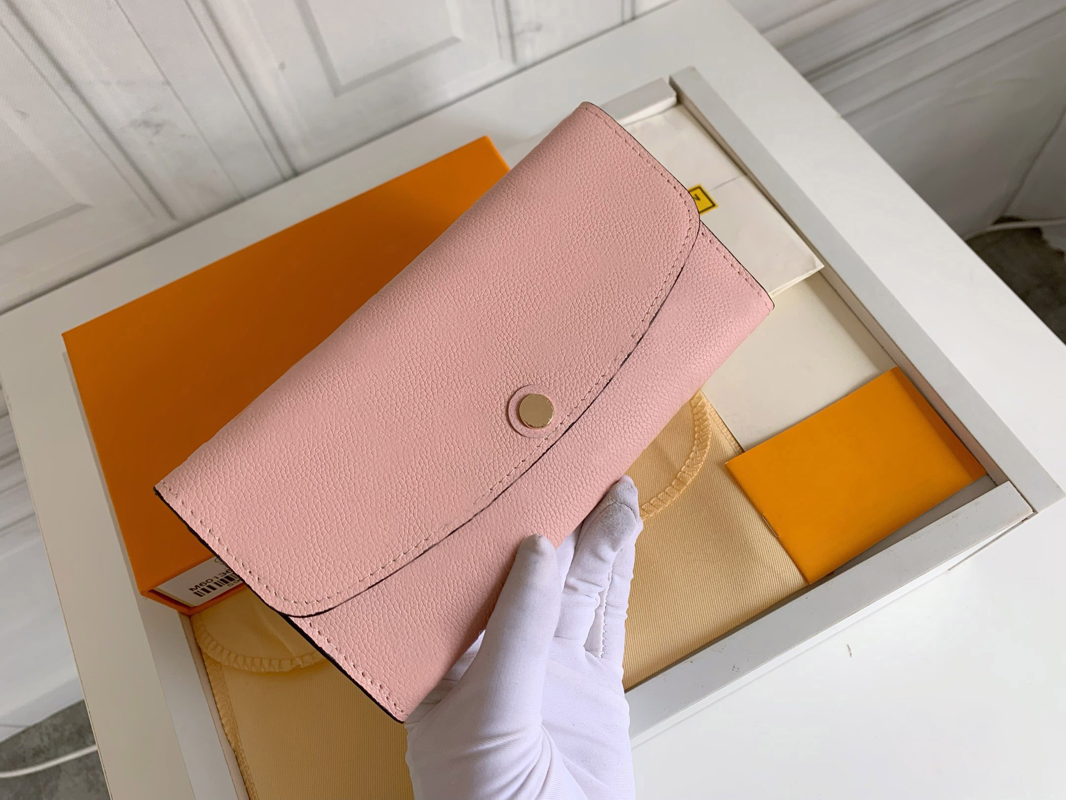 

Fashion designer wallets luxury envelope purse womens clutch Highs quality embossed monogrames zipper coin purses ladies card holder original box dust bag #L369A, 62369#embossed monogrames