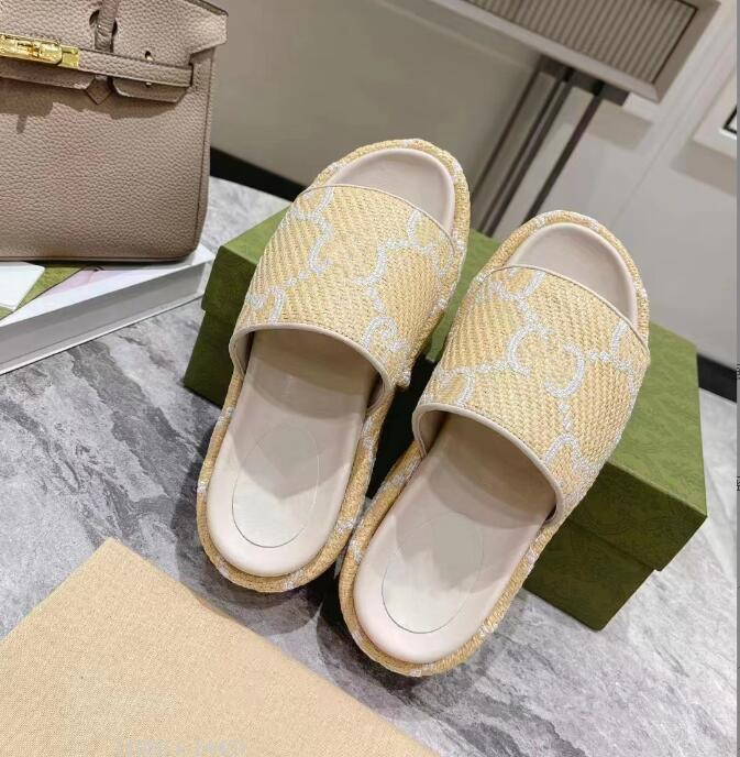 

Classic Lady Slippers Woman Strawberry Beach Thick Bottom Shoes Platform Alphabet Lady Sandals Leather High Heel Slippers shoes 001, 06