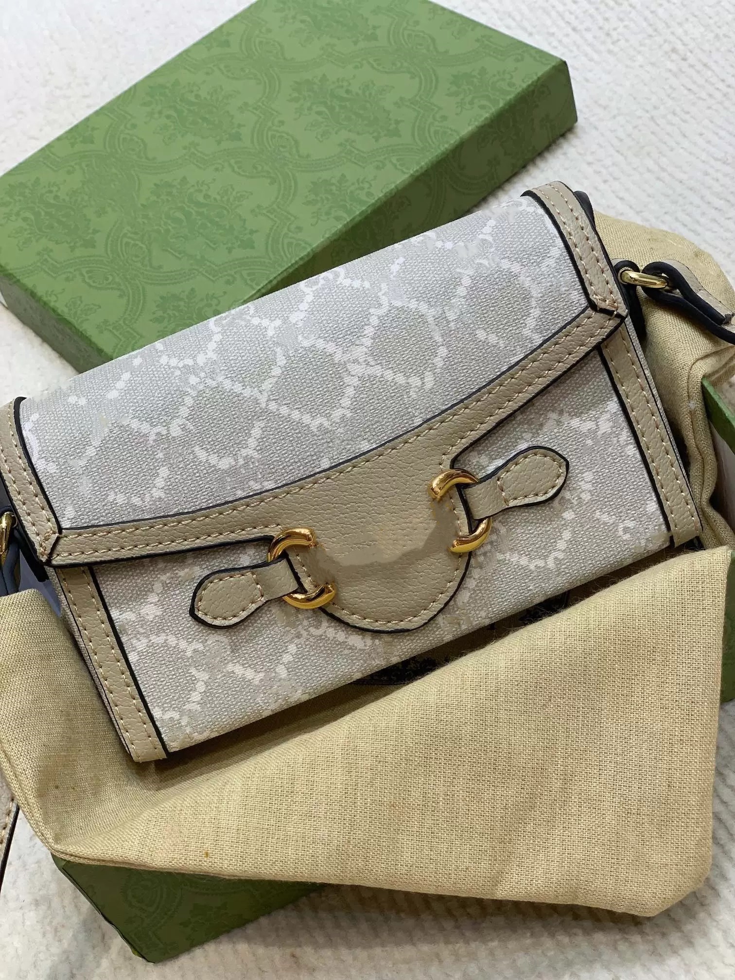 

Top Quality luxurys designers Women's Bag Shoulder Crossbody Vintage Messenger Bag Small Square Bag, G2